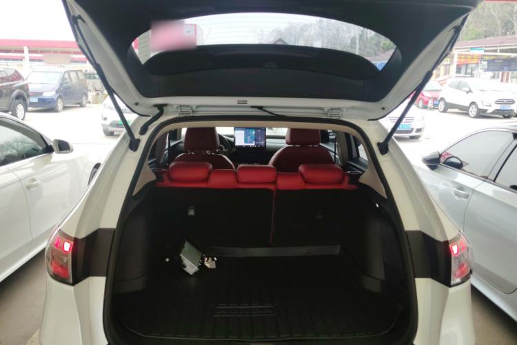 Used Honda HR-V 2023 2.0L eHEV Dynamic Speed Version Trunk