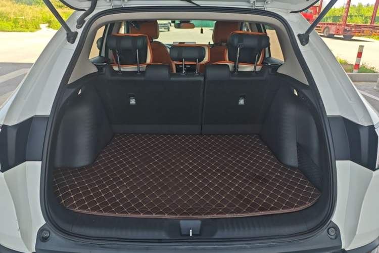 Used Honda HR-V 2023 240TURBO Trendy Edition Trunk