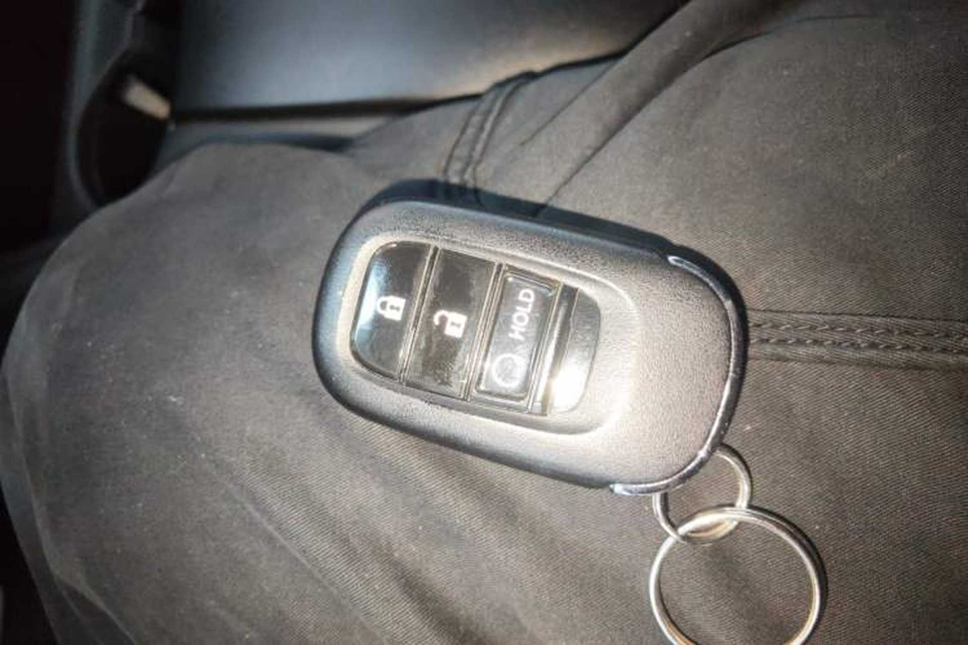 Used Honda HR-V 2023 2.0L eHEV Dynamic Speed Version Vehicle Key