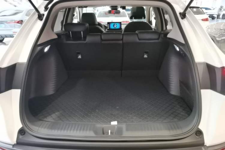 Used Honda HR-V 2024 240TURBO Jingyue Edition Trunk