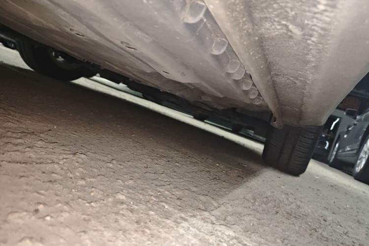 Used Honda INSIGHT 2013 1.3L standard version Chassis Front Right