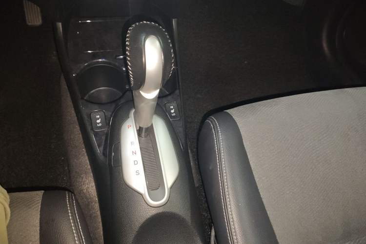Used Honda INSIGHT 2013 1.3L standard version Gear Lever