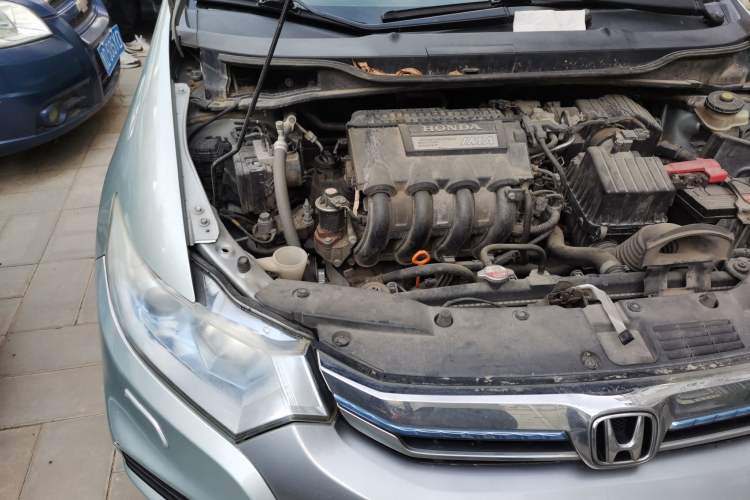 Used Honda INSIGHT 2013 1.3L standard version Engine Bay Right