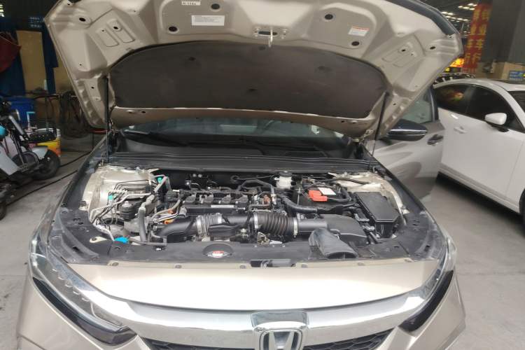 Used Honda Inspire 2019 260TURBO Elegant Edition China VI Emission Standard Engine Bay