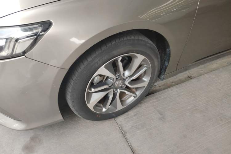 Used Honda Inspire 2019 260TURBO Elegant Edition China VI Emission Standard Left Front Wheel Hub