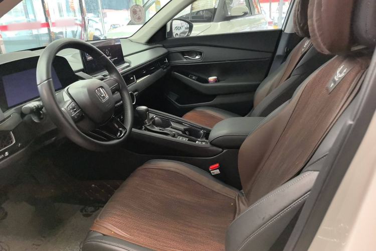 Used Honda Inspire 2023 260TURBO Elegant Edition Interior 1