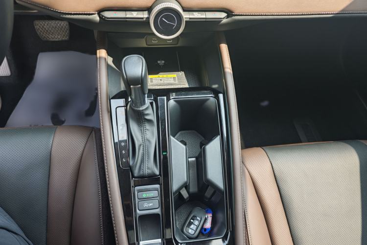Used Honda Inspire 2024 260TURBO Elite Edition Interior 4