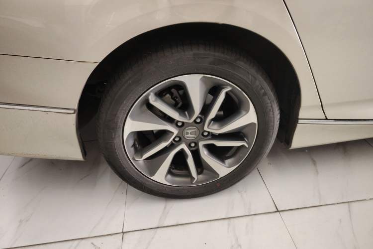 Used Honda Inspire 2019 260TURBO Elite Edition China V Standard Right Rear Wheel Hub