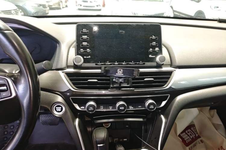Used Honda Inspire 2019 260TURBO Elegant Edition China VI Emission Standard Audio And AC Panel