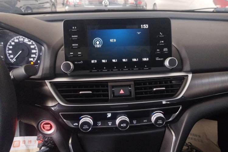 Used Honda Inspire 2019 260TURBO Elegant Edition China VI Emission Standard Audio And AC Panel