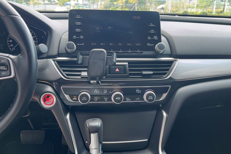 Used Honda Inspire 2019 260TURBO Elegant Edition China VI Emission Standard Audio And AC Panel