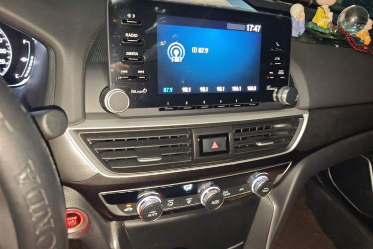 Used Honda Inspire 2019 260TURBO Elegant Edition China VI Emission Standard Audio And AC Panel