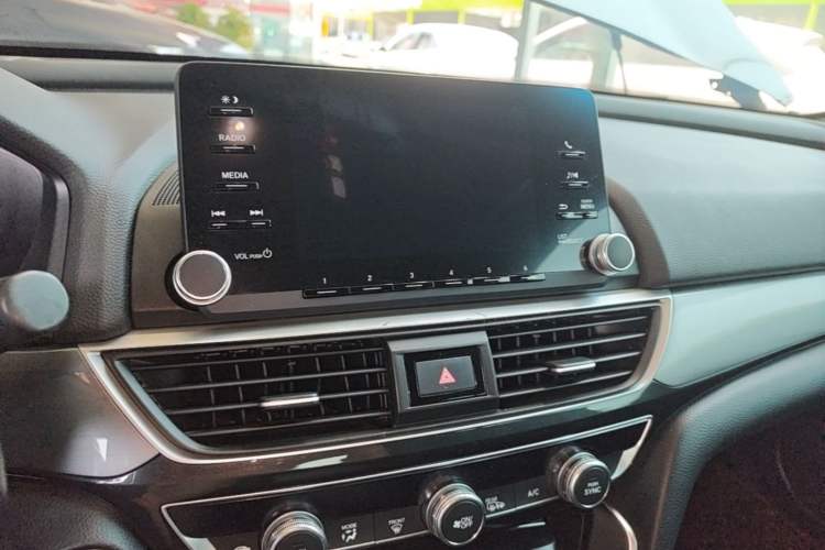Used Honda Inspire 2019 260TURBO Elegant Edition China VI Emission Standard Audio And AC Panel