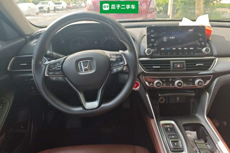 Used Honda Inspire 2019 Rui Hybrid 2.0L Jingya Edition China V Emission Standard Center Console