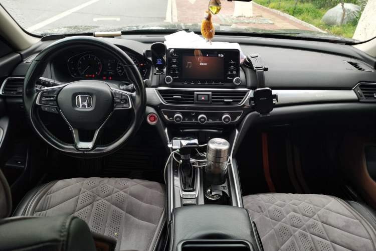 Used Honda Inspire 2019 260TURBO Elegant Edition China VI Emission Standard Center Console