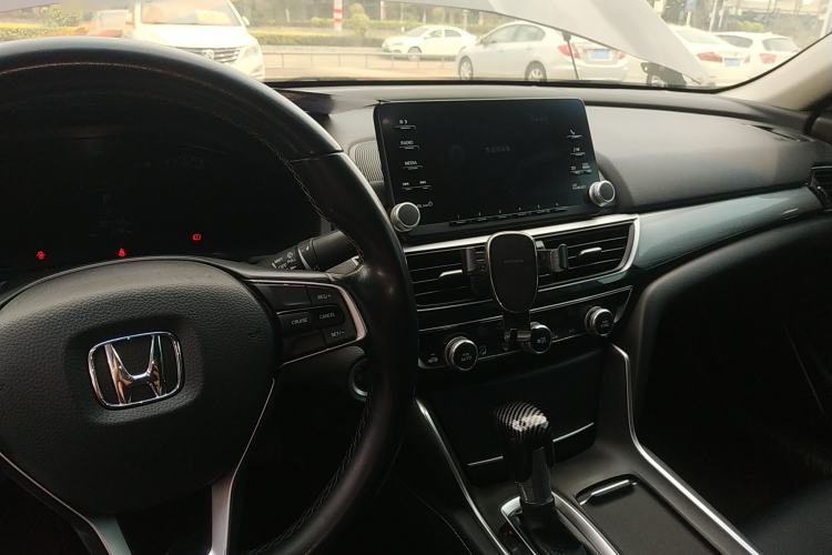 Used Honda Inspire 2019 260TURBO Elegant Edition China VI Emission Standard Center Console