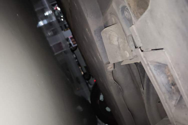 Used Honda Inspire 2019 Rui·Hybrid 2.0L Jing Shang Edition China VI Chassis Rear Left