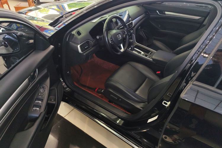 Used Honda Inspire 2019 260TURBO Elegant Edition China VI Emission Standard Driver Seat