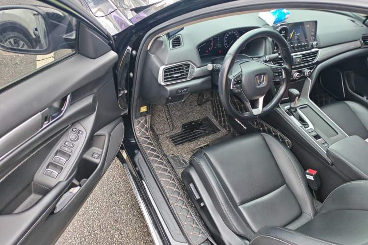 Used Honda Inspire 2019 260TURBO Elegant Edition China VI Emission Standard Driver Seat