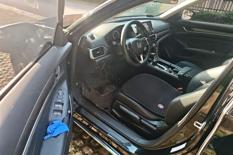 Used Honda Inspire 2019 260TURBO Elegant Edition China VI Emission Standard Driver Seat