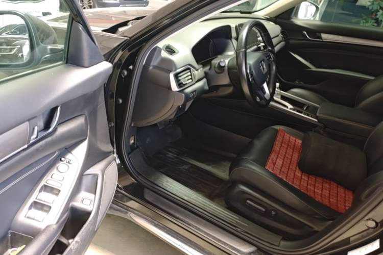 Used Honda Inspire 2019 260TURBO Elegant Edition China VI Emission Standard Driver Seat