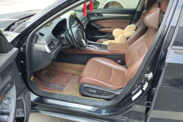Used Honda Inspire 2019 Rui Hybrid 2.0L Jing Shang Edition China V Emission Standard Driver Seat