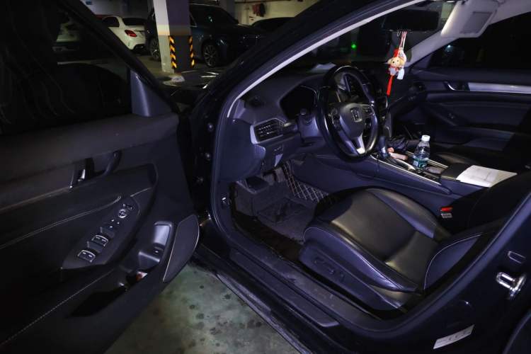Used Honda Inspire 2019 260TURBO Elegant Edition China VI Emission Standard Driver Seat