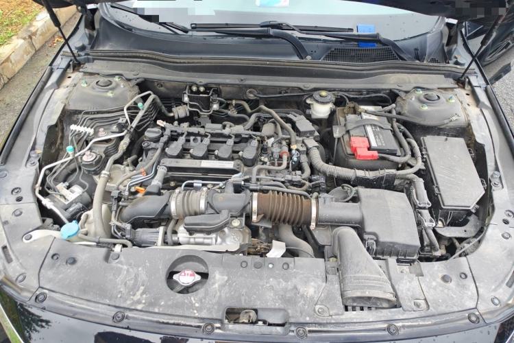 Used Honda Inspire 2019 260TURBO Elegant Edition China VI Emission Standard Engine Bay