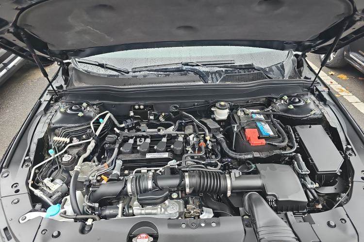 Used Honda Inspire 2019 260TURBO Elegant Edition China VI Emission Standard Engine Bay
