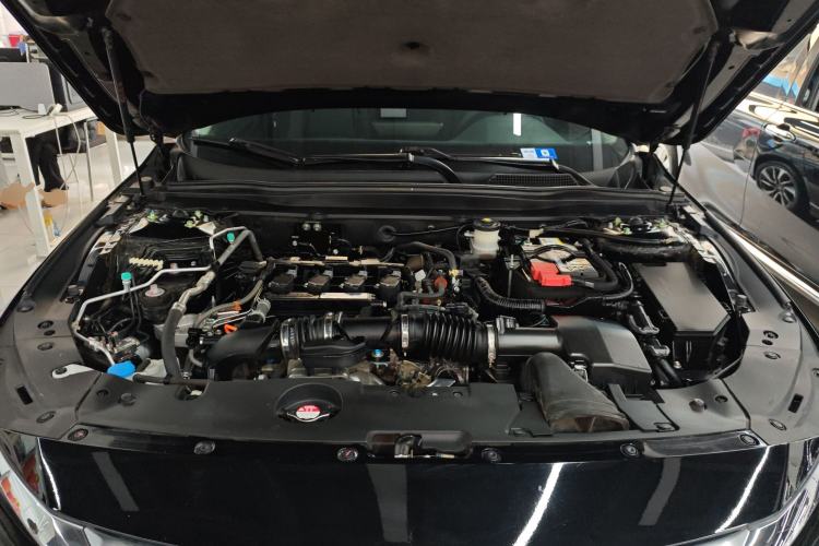 Used Honda Inspire 2019 260TURBO Elegant Edition China VI Emission Standard Engine Bay