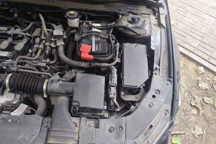 Used Honda Inspire 2019 260TURBO Elegant Edition China VI Emission Standard Engine Bay Left