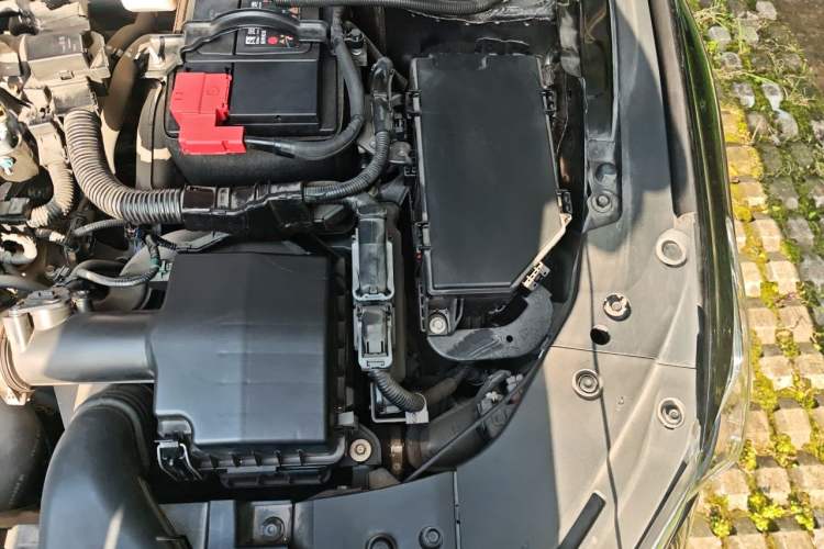 Used Honda Inspire 2019 260TURBO Elegant Edition China VI Emission Standard Engine Bay Left