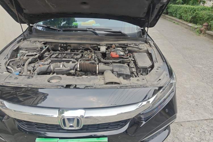 Used Honda Inspire 2019 260TURBO Elegant Edition China VI Emission Standard Engine Bay Left