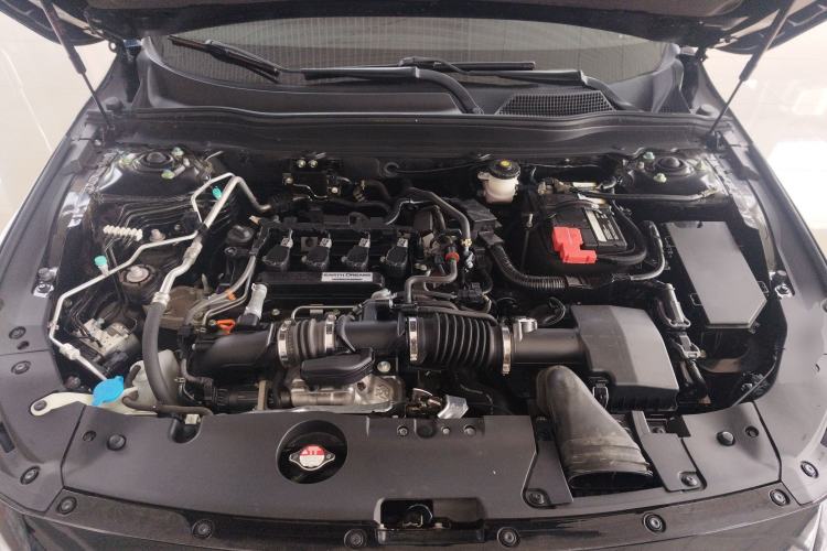 Used Honda Inspire 2019 260TURBO Elegant Edition China VI Emission Standard Engine Bay