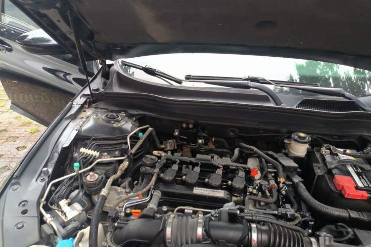 Used Honda Inspire 2019 260TURBO Elegant Edition China VI Emission Standard Engine Bay Right