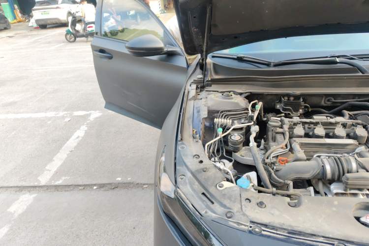 Used Honda Inspire 2019 260TURBO Elegant Edition China VI Emission Standard Engine Bay Right