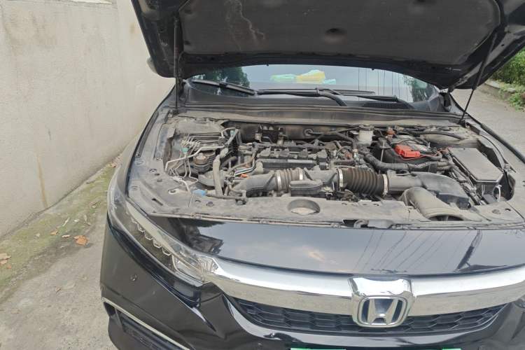 Used Honda Inspire 2019 260TURBO Elegant Edition China VI Emission Standard Engine Bay Right