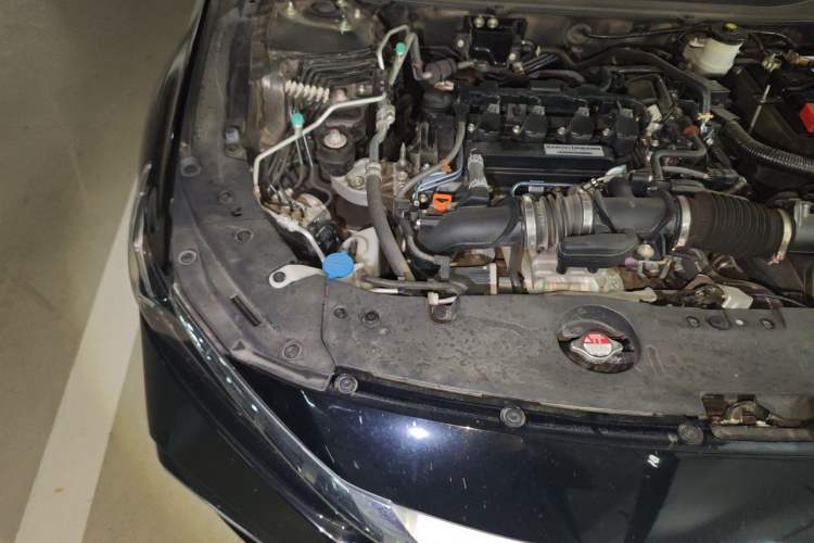 Used Honda Inspire 2019 260TURBO Elegant Edition China VI Emission Standard Engine Bay Right