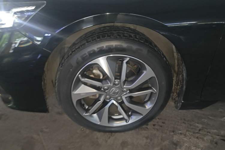 Used Honda Inspire 2019 260TURBO Elite Edition China V Standard Exterior 4