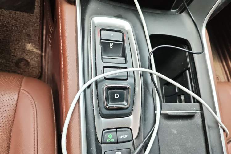 Used Honda Inspire 2019 Rui·Hybrid 2.0L Jing Shang Edition China VI Gear Lever
