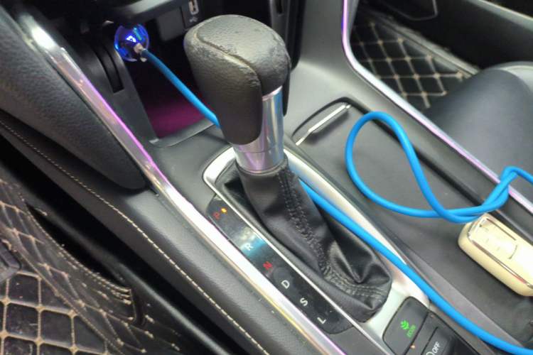 Used Honda Inspire 2019 260TURBO Elegant Edition China VI Emission Standard Gear Lever