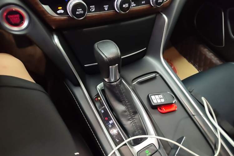 Used Honda Inspire 2019 260TURBO Elite Edition China V Standard Gear Lever