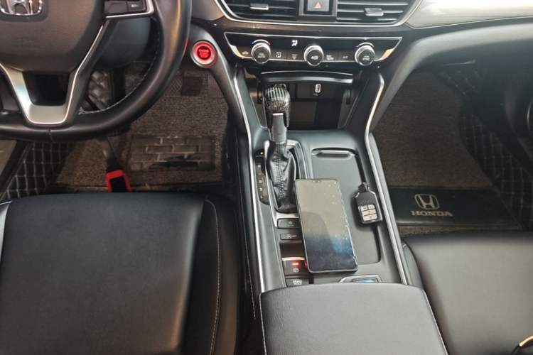 Used Honda Inspire 2019 260TURBO Elegant Edition China VI Emission Standard Gear Lever