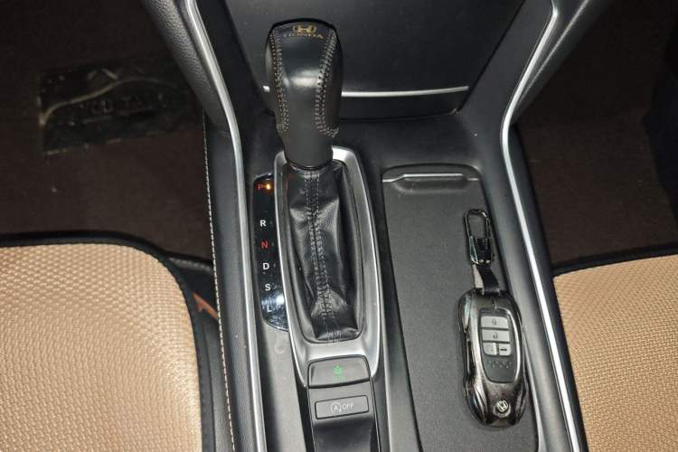 Used Honda Inspire 2019 260TURBO Elegant Edition China VI Emission Standard Gear Lever