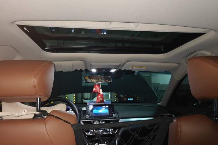 Used Honda Inspire 2019 Rui·Hybrid 2.0L Jing Shang Edition China VI Headliner