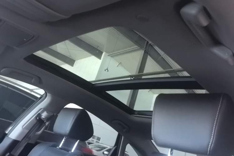 Used Honda Inspire 2019 260TURBO Elegant Edition China VI Emission Standard Headliner