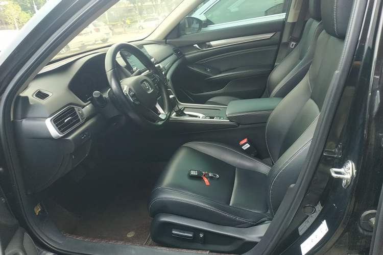Used Honda Inspire 2019 260TURBO Elegant Edition China VI Emission Standard Left Front Seat