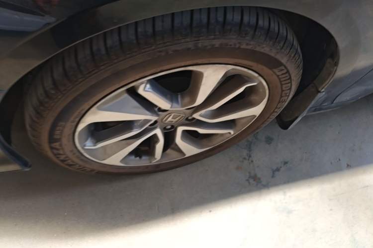 Used Honda Inspire 2019 260TURBO Elegant Edition China VI Emission Standard Left Front Wheel Hub