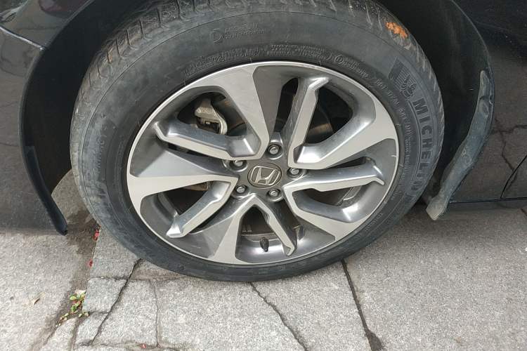 Used Honda Inspire 2019 260TURBO Elegant Edition China VI Emission Standard Left Front Wheel Hub