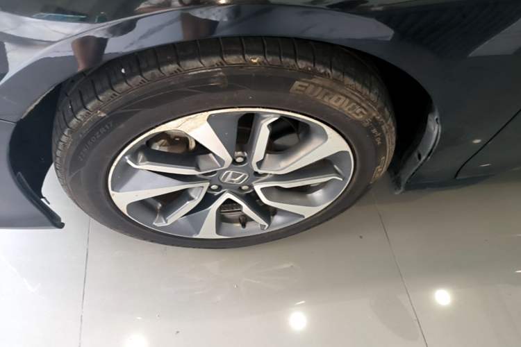 Used Honda Inspire 2019 260TURBO Elegant Edition China VI Emission Standard Left Front Wheel Hub